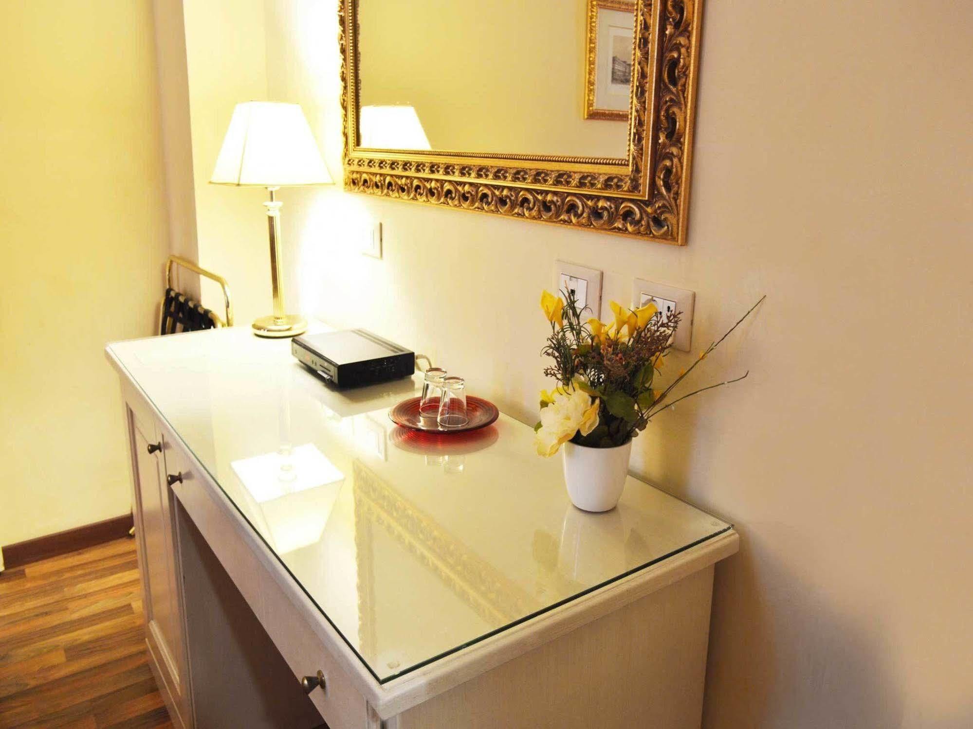 Bed and Breakfast Residenza Domiziano Rzym Zewnętrze zdjęcie